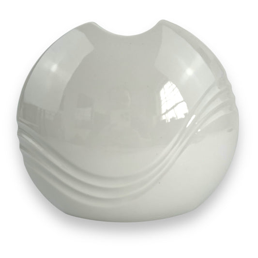 Mikasa White Ceramic Wave Design Vase