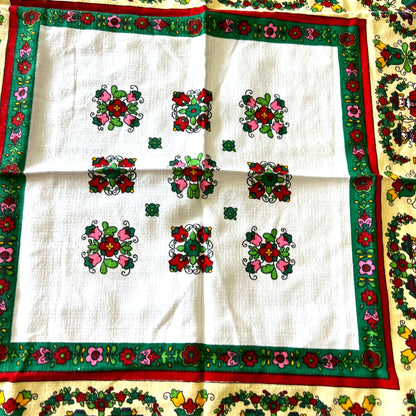 vintage Danish Style Tea towel / Table cloth Center piece