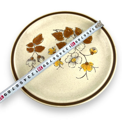 White & Yellow Flowers with brown leaves plate