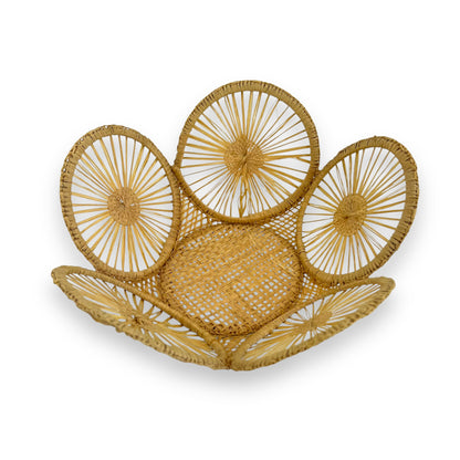 Circle pattern woven basket bowl