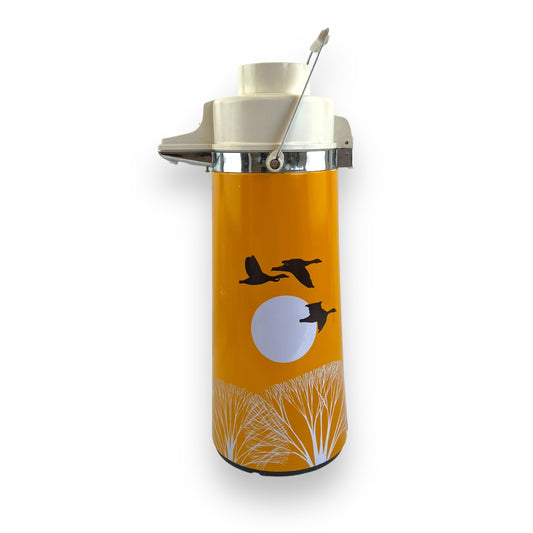 Shibuya Airpot Thermos – Yellow with Geese & Sun Design