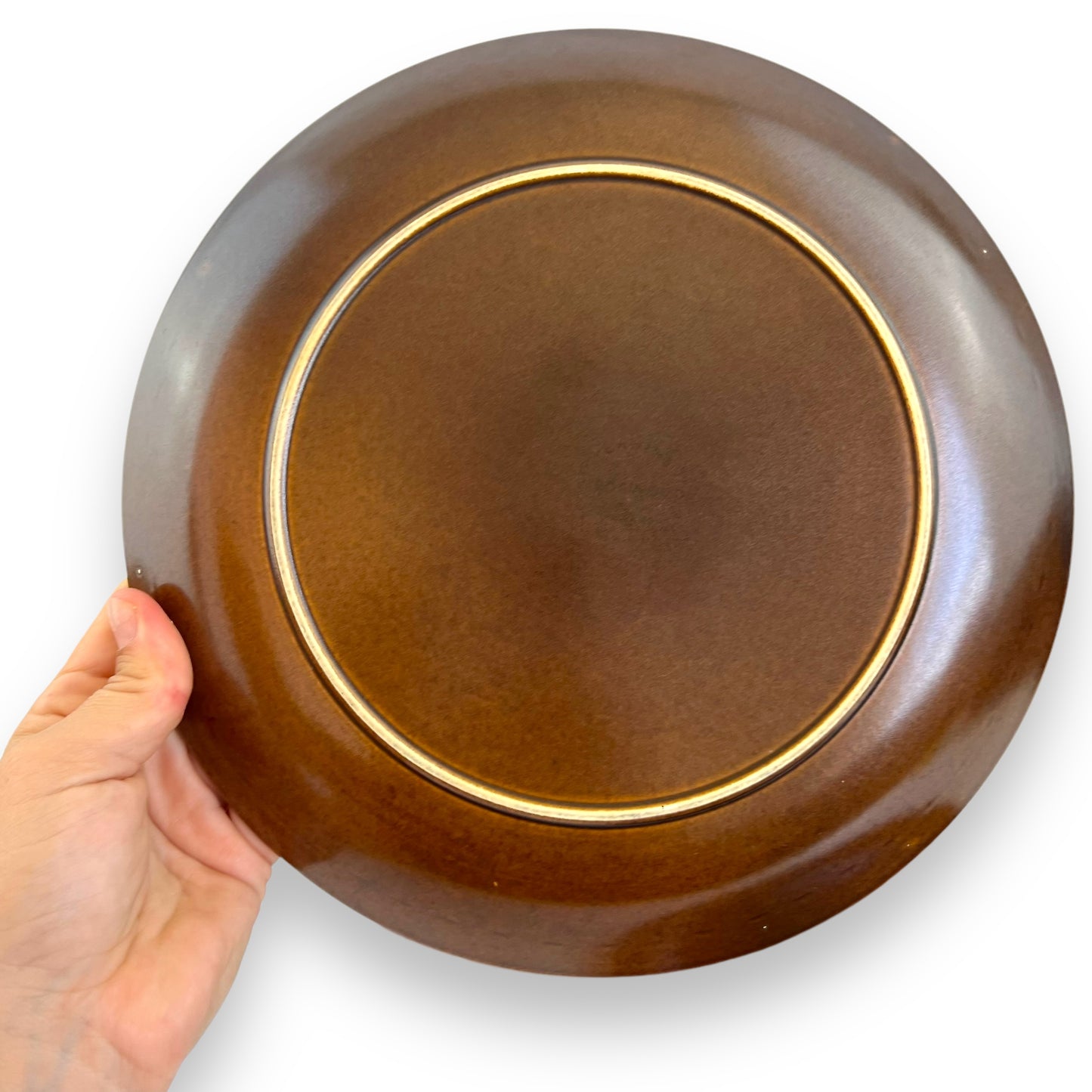 Wedgwood “Pennine” Pattern Dark Brown Round Plate 26.5cm diameter