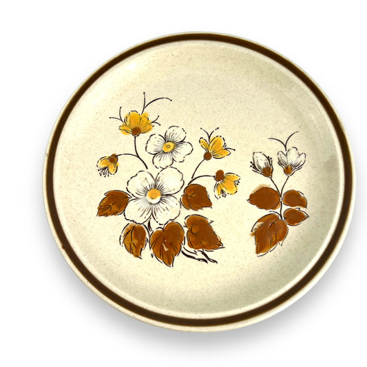 White & Yellow Flowers with brown leaves plate