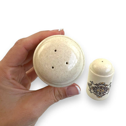 Johnson Australia Salt and Pepper Shaker Set