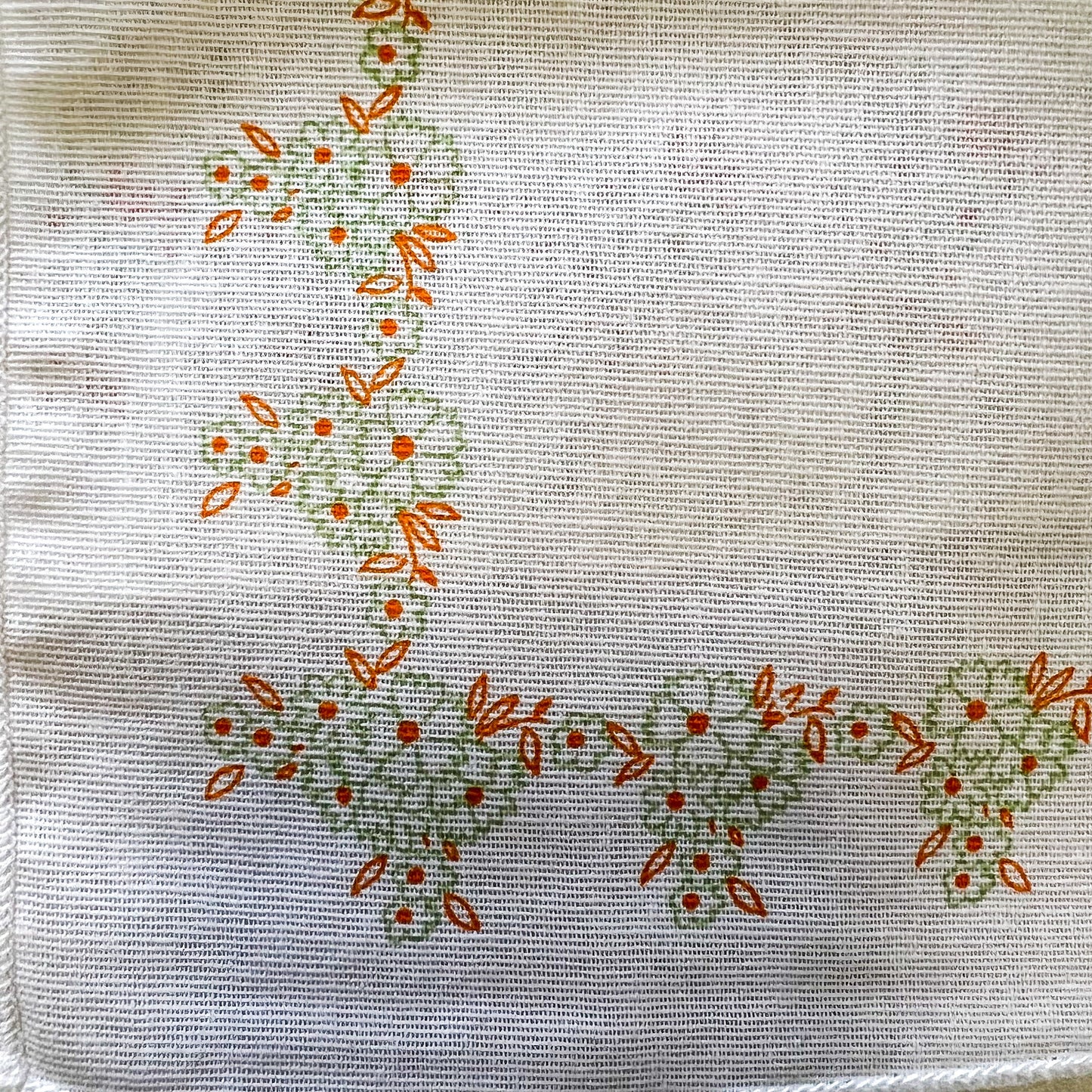 White fabric napkin set of 6 with orange flower border