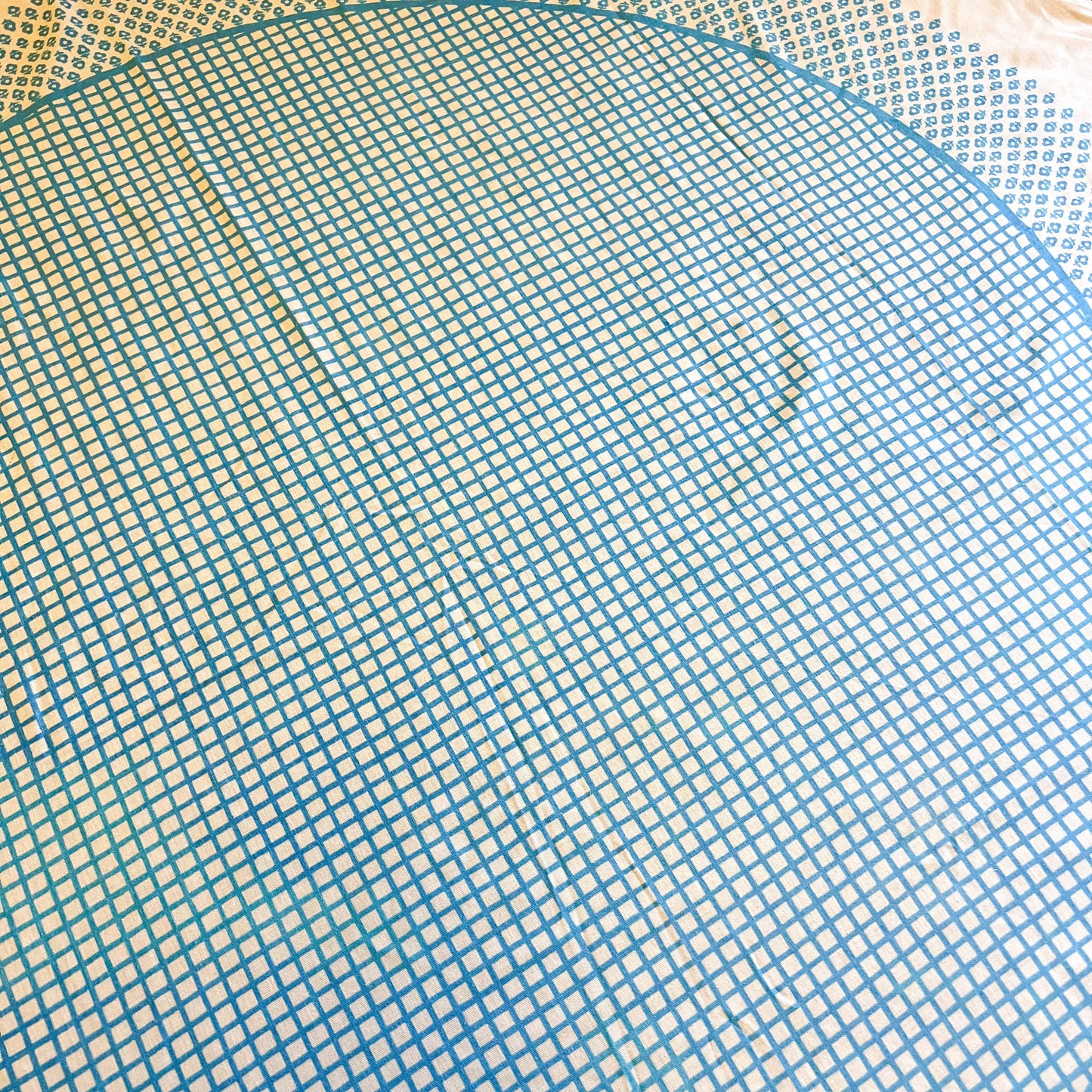 Blue and White Round check pattern tablecloth