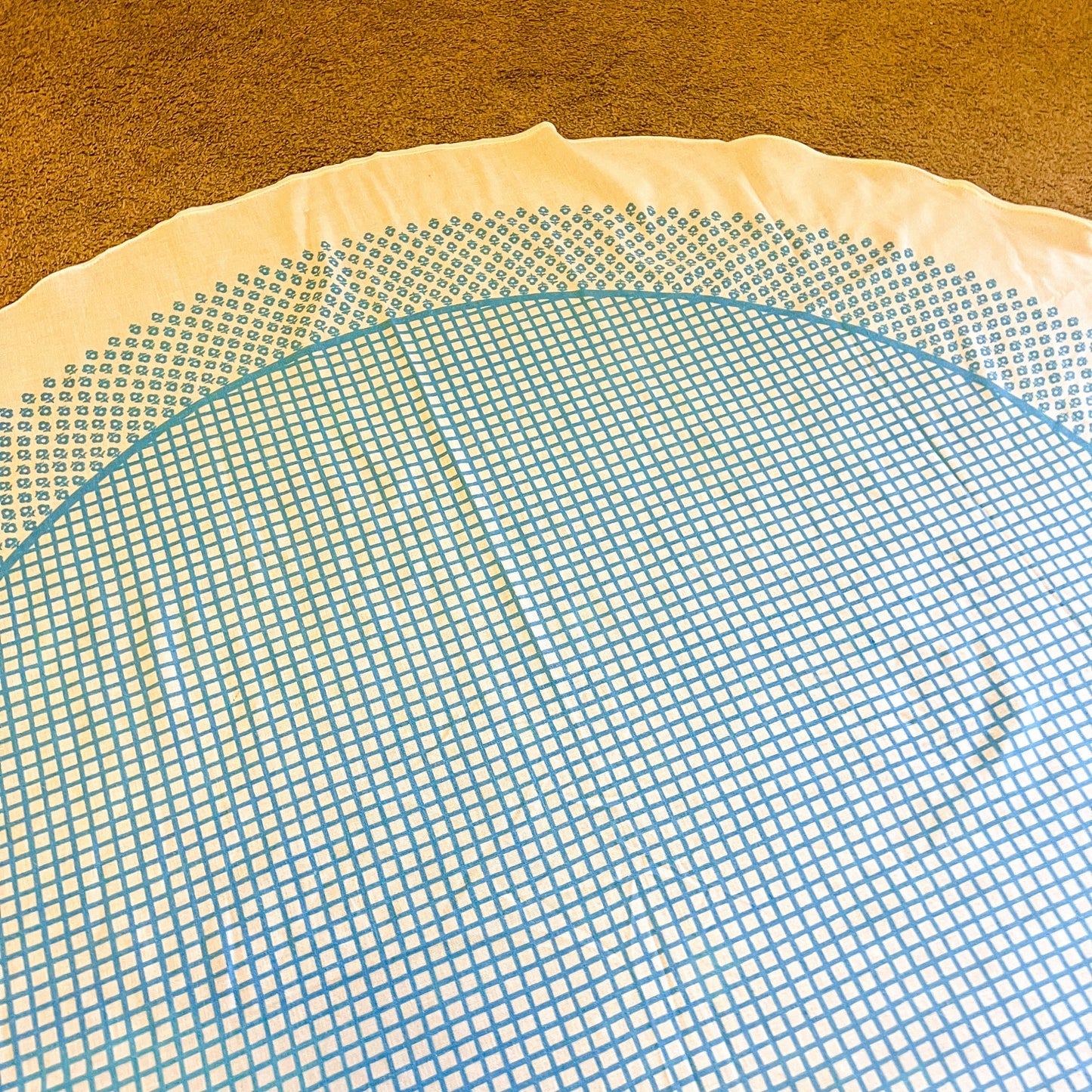 Blue and White Round check pattern tablecloth